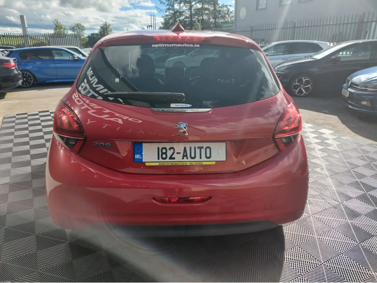 Peugeot 208 Peugeot 208, 1.2 petrol, auto, alloys, - Image 6