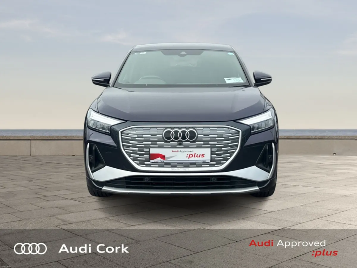 Audi Q4 e-tron SPORTBACK 40 S-LINE - Image 2