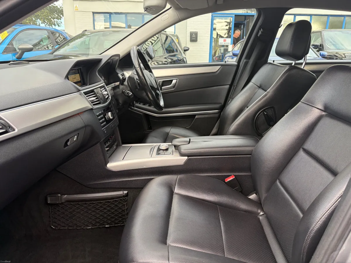 2012 MERCEDES E200 CDI AMG STYLE AUTO - Image 4