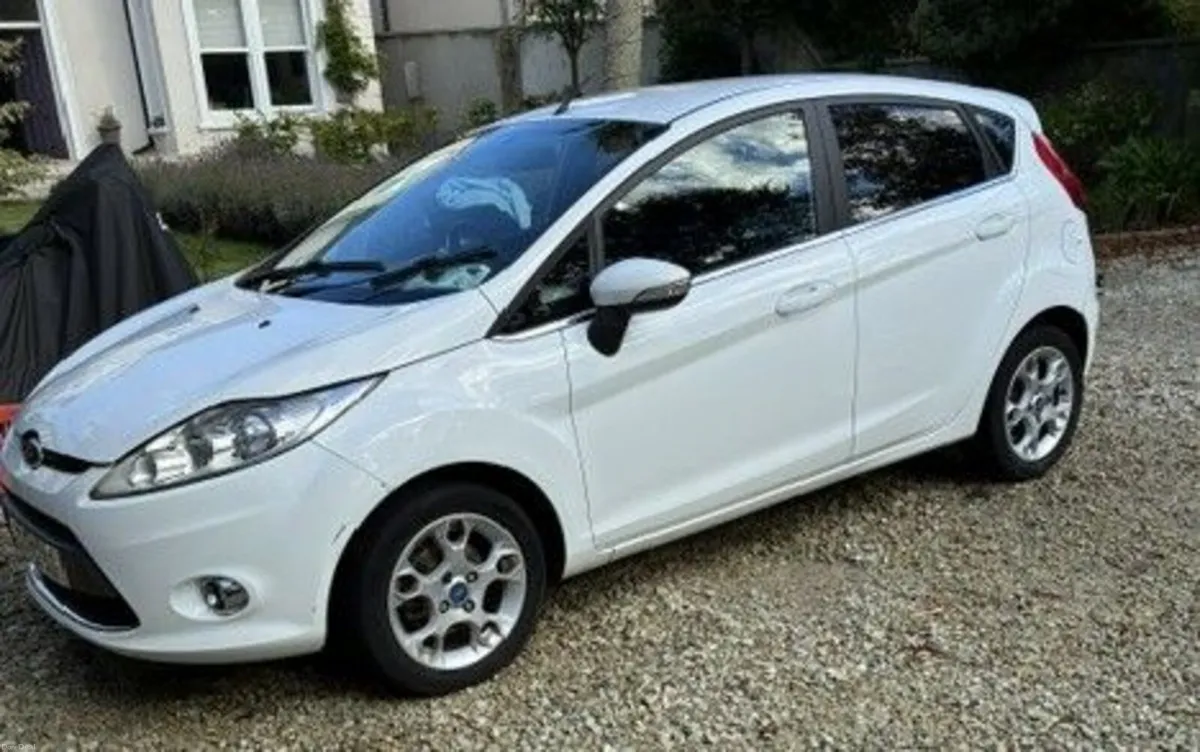 Ford Fiesta Zetec 1.25L 2012 NCT till October 2027 - Image 1