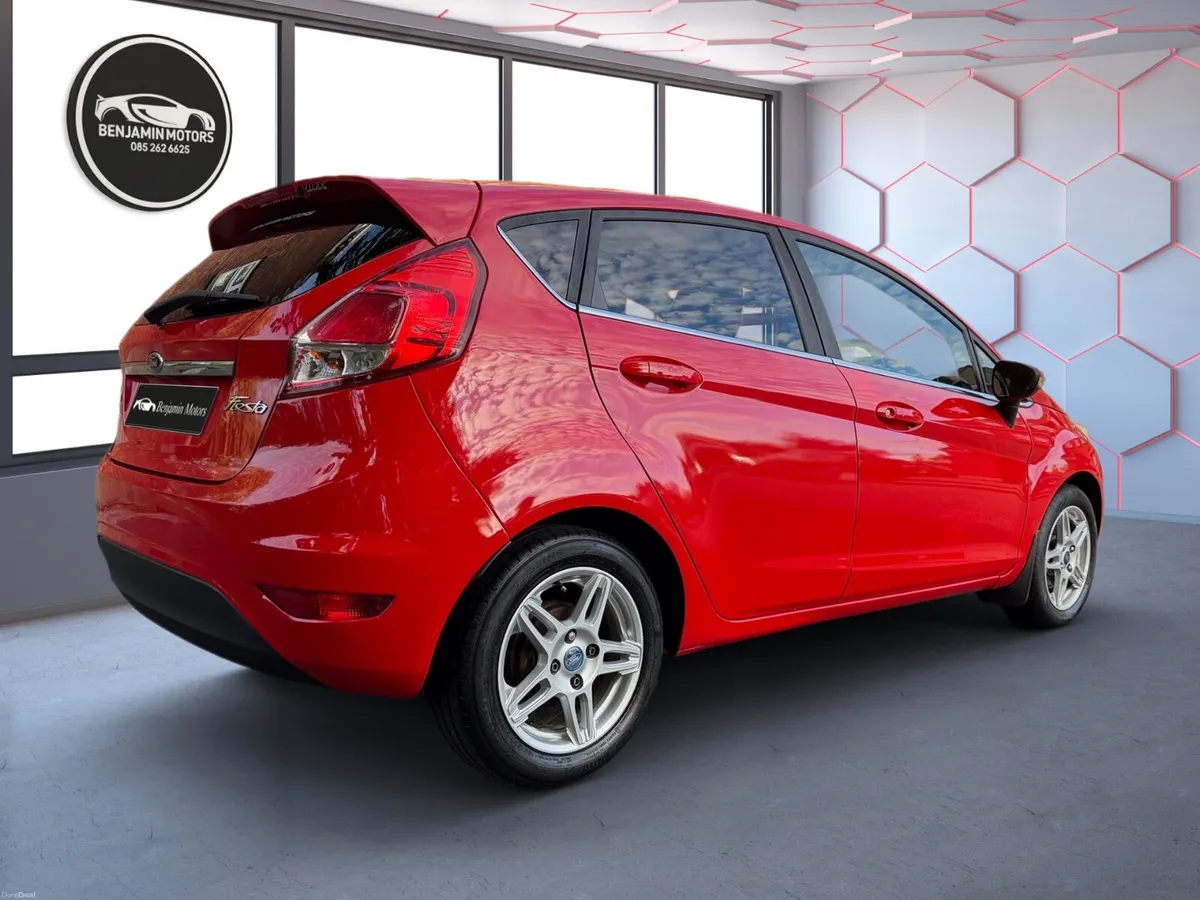 Ford Fiesta 2014 Zetec Low Miles 1 Owner - Image 5