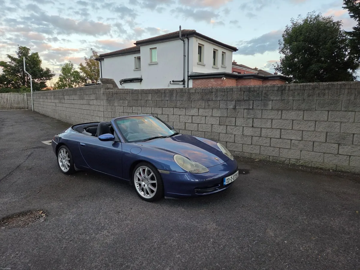 Porsche 911 - Image 4