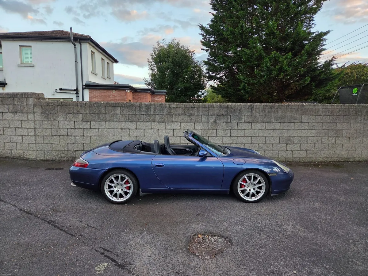 Porsche 911 - Image 2