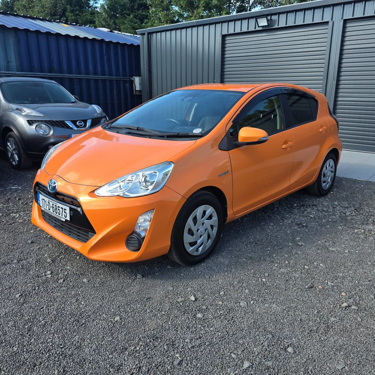 Toyota Aqua 2017 Hybrid Auto Low Miles High Spec - Image 5