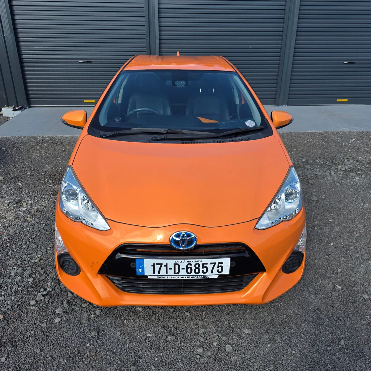 Toyota Aqua 2017 Hybrid Auto Low Miles High Spec - Image 4