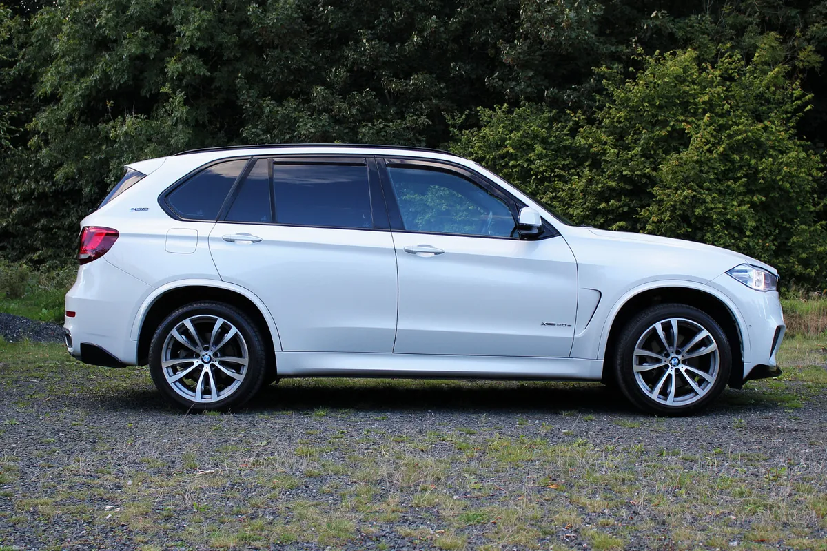 BMW X5 XDrive 40E M-SPORT PLUS/F.S.H./ONLY 88Kkms - Image 5