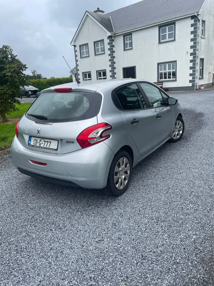 Peugeot 208 2013 - Image 5