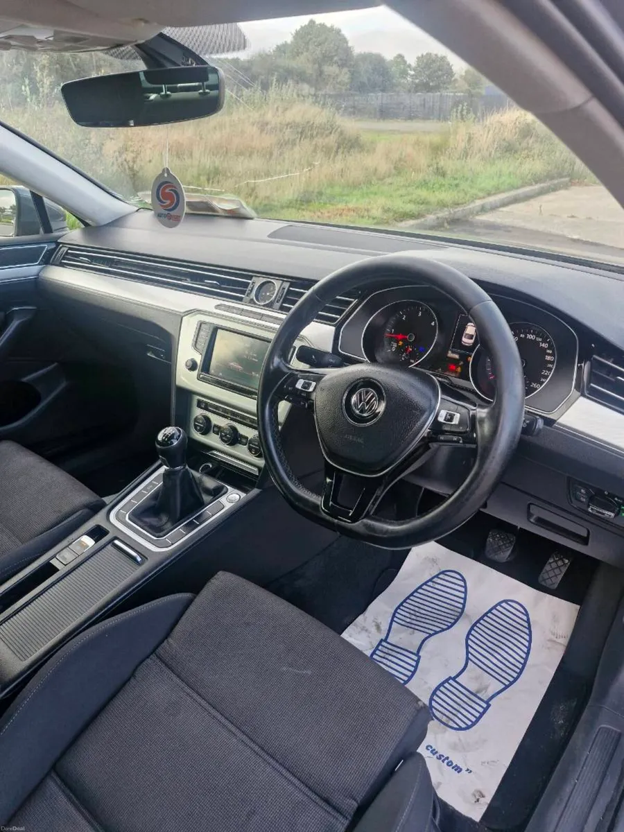 2017 volkswagen passat taxed and tested - Image 5
