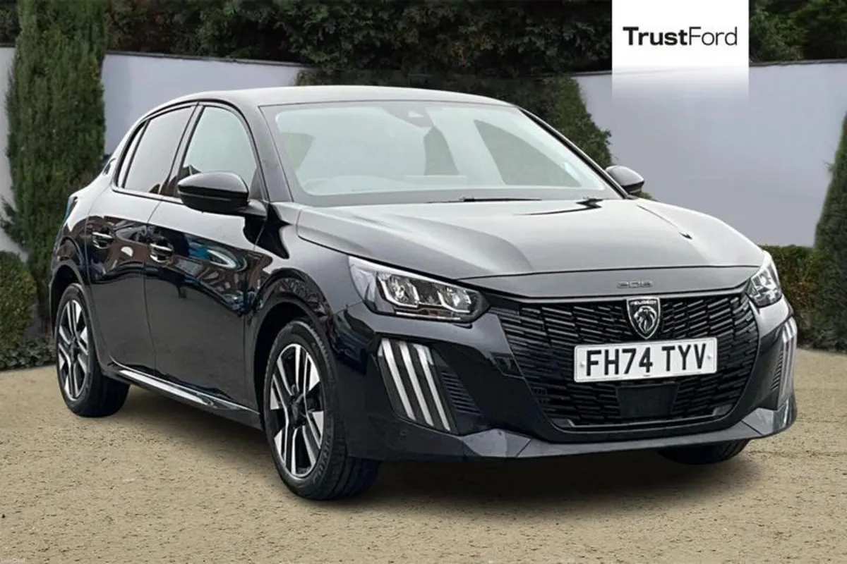 Peugeot 208 1.2 PureTech 100 Allure 5dr - Image 1