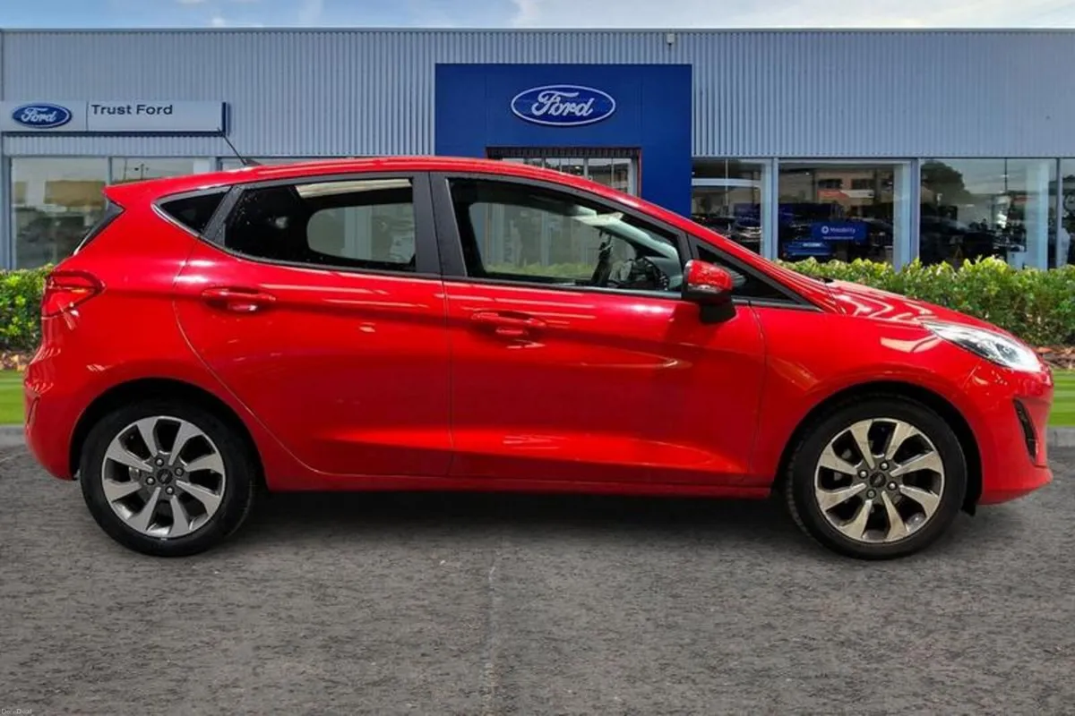 Ford Fiesta 1.0 EcoBoost 95 Trend 5dr - Image 3