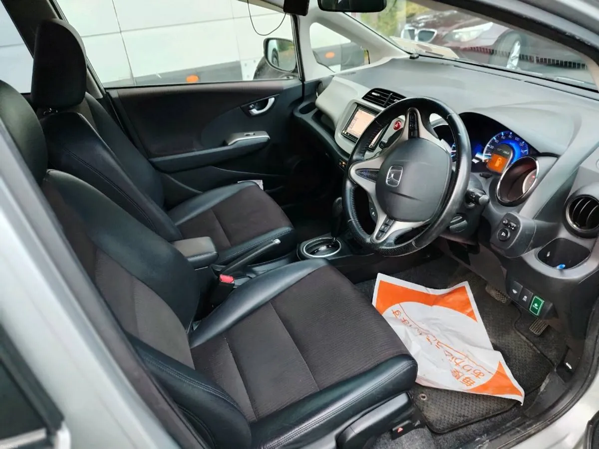 Honda fit 2013
Hybird - Image 6