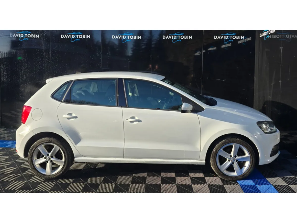 Volkswagen Polo HIGHLINE 1.2 TSI AUTO - Image 6