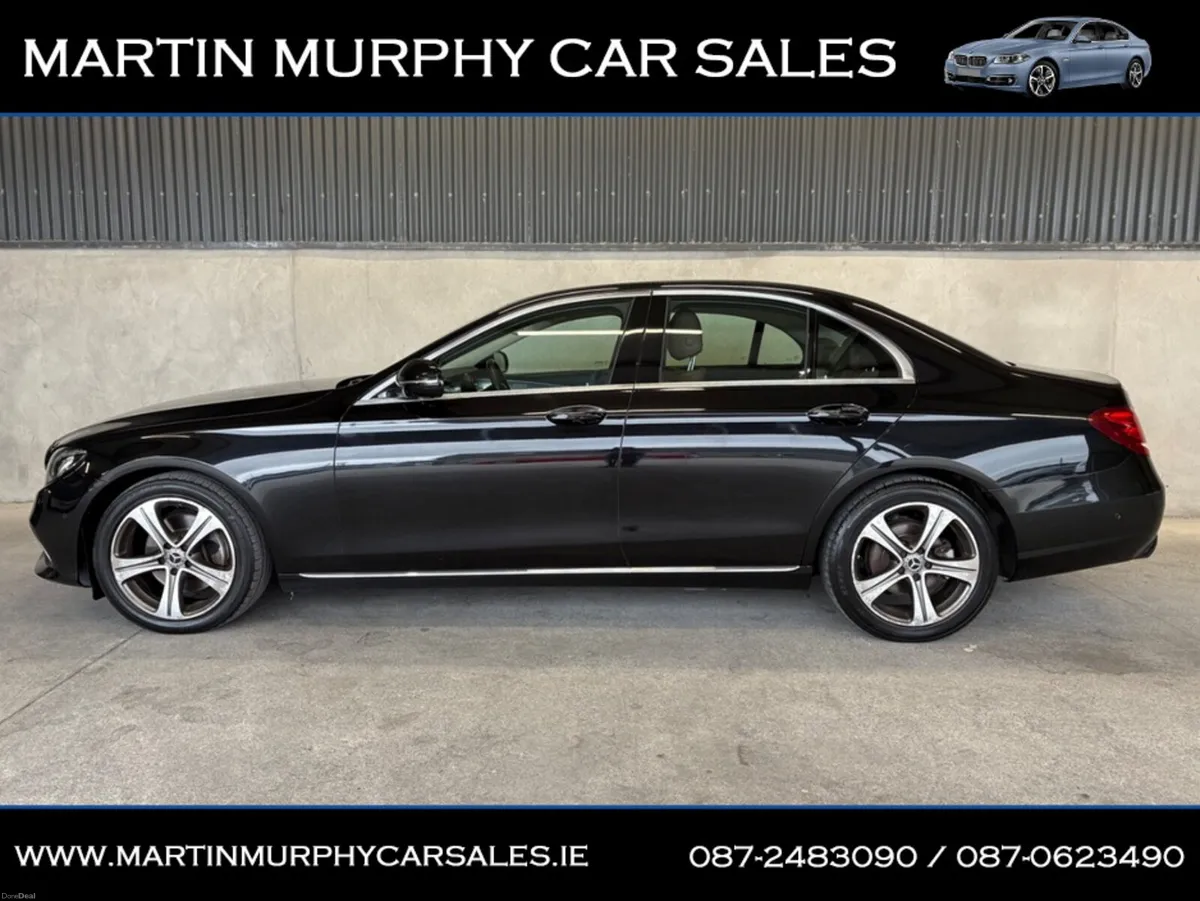 Mercedes-Benz E-Class MERCEDES-BENZ E220D - Image 2