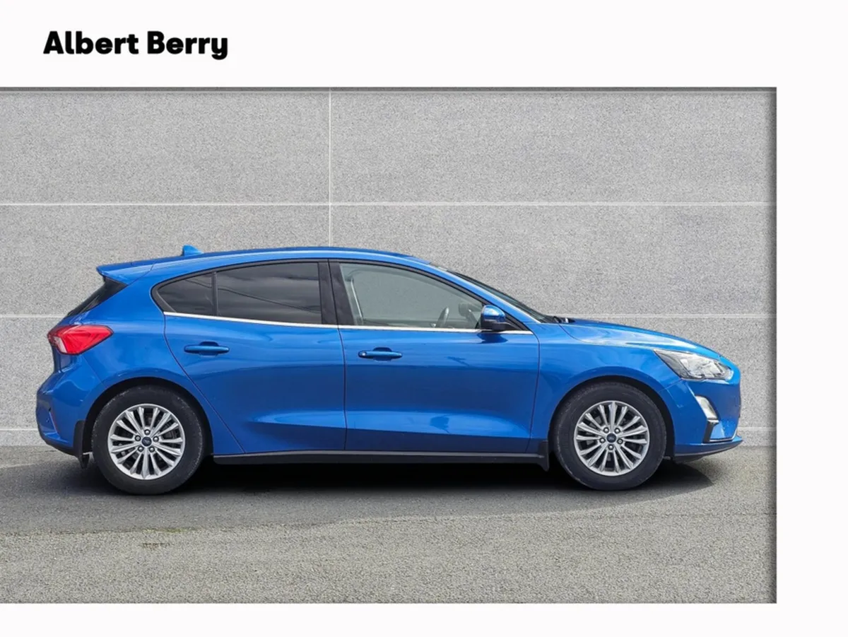 Ford Focus TITANIUM 5DR 1.5 TD 120 S6. S6.2 M6 F - Image 3