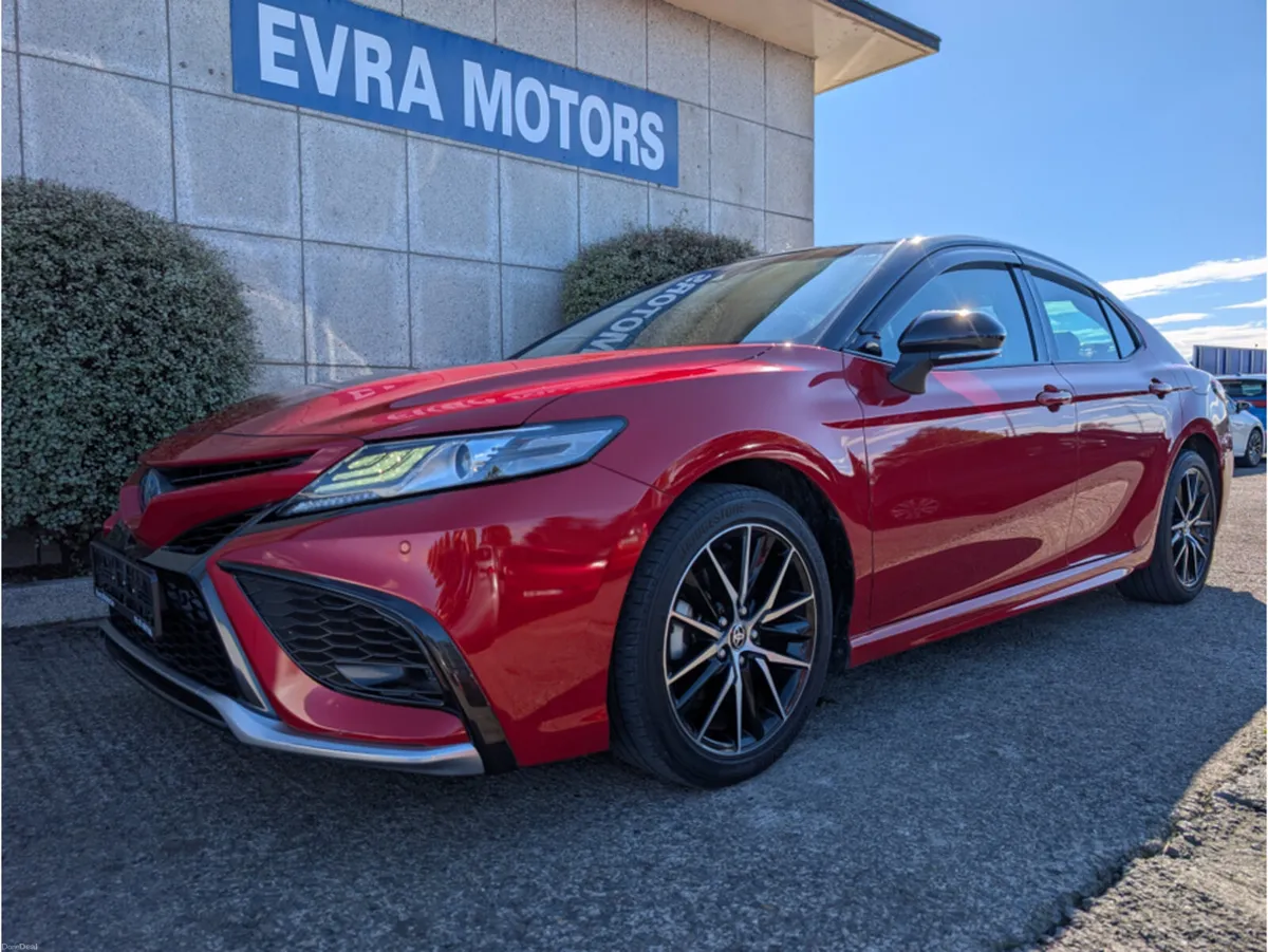 Toyota Camry WS HYBRID AUTOMATIC 2.5 PETROL //VERY - Image 4