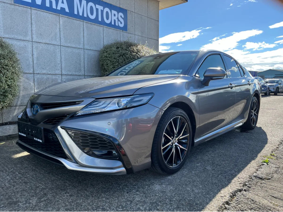 Toyota Camry WS HYBRID AUTOMATIC 2.5 PETROL //VERY - Image 5