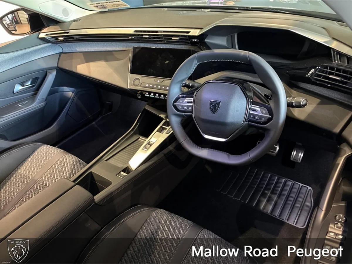 Peugeot 308 ALLURE BLUEHDI 130BHP EAT8 - Image 2
