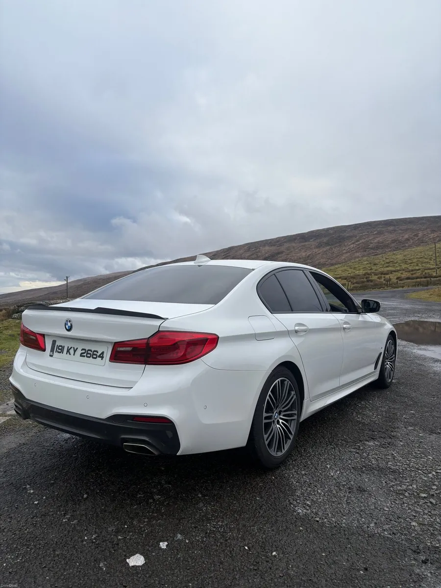 BMW G30 530e Msport - Image 4