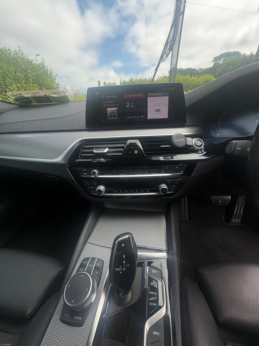 BMW G30 530e Msport - Image 6