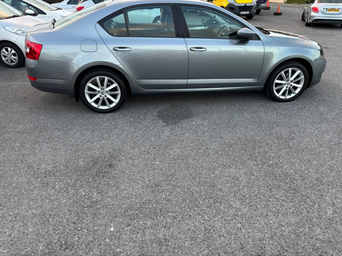 Skoda Octavia 2013 - Image 3