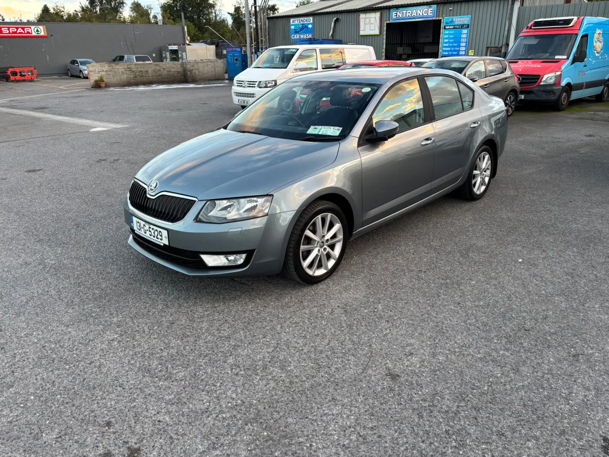 Skoda Octavia 2013 - Image 1