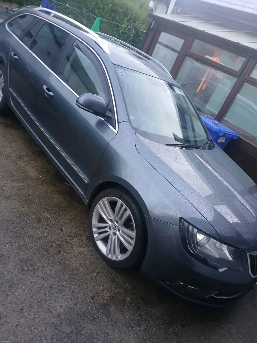 Skoda Superb estate 2.0tdi 140bhp - Image 1