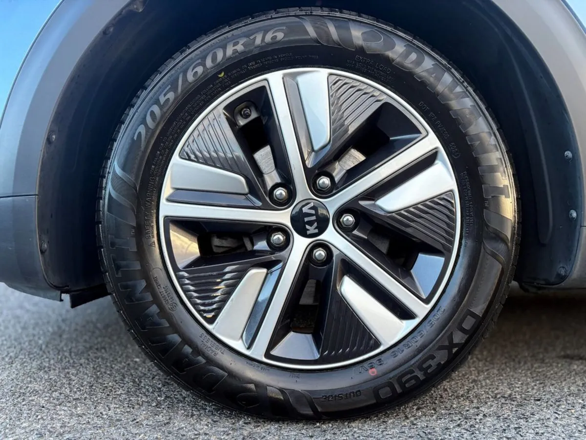 Kia Niro 1.6 Plug in hybrid - Image 5