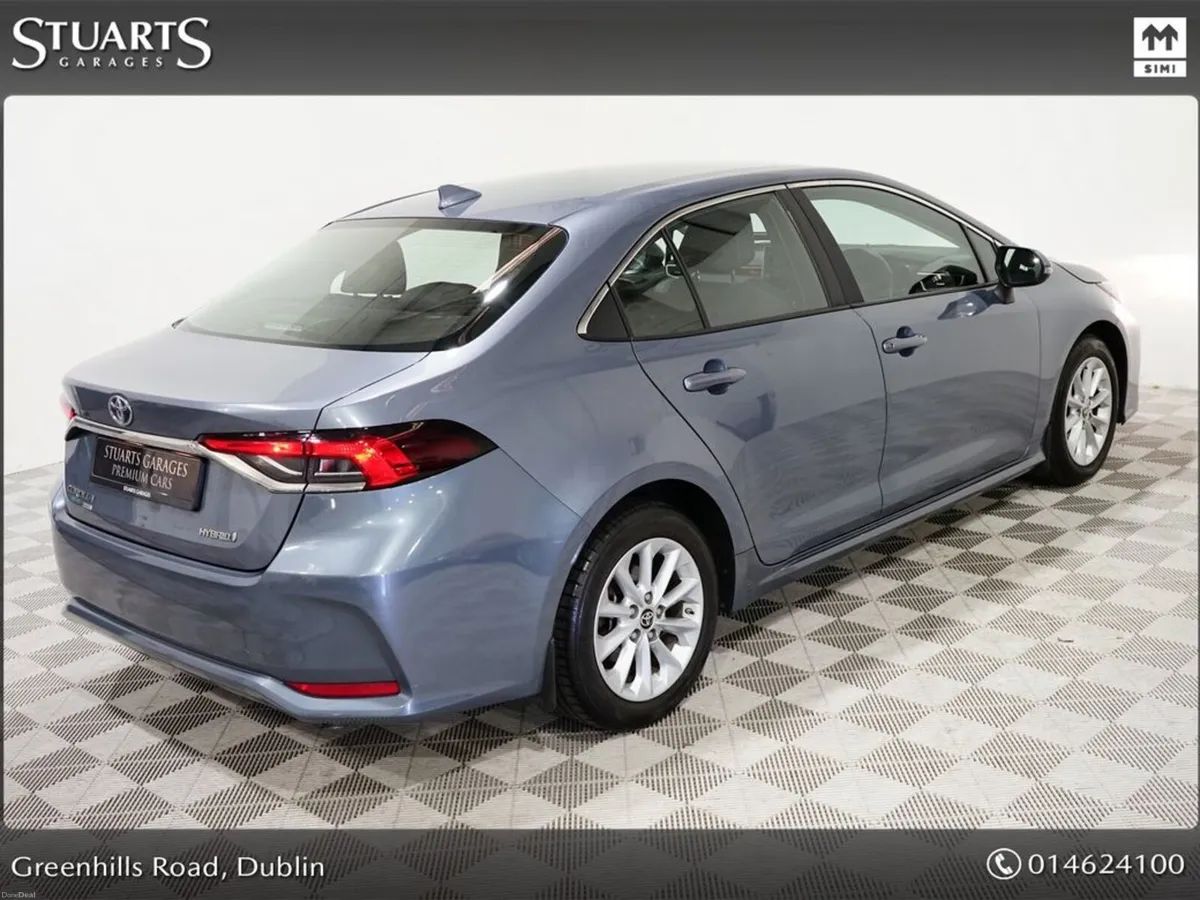 Toyota Corolla Hybrid Luna 4DR Auto - Image 2