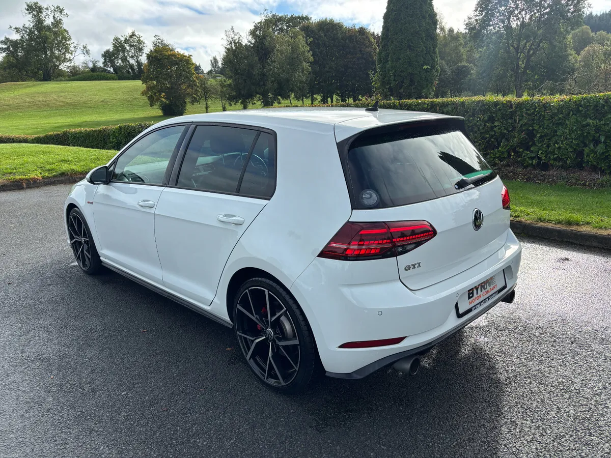 VOLKSWAGEN GOLF GTI 2.0 TSI DSG 2018 - Image 5