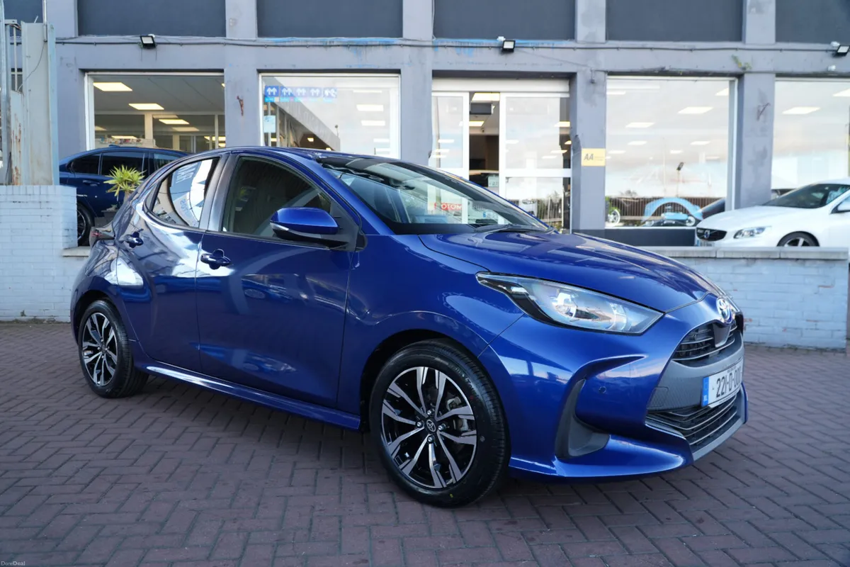 2022 TOYOTA YARIS 1.5 PETROL HYBRID 5DR HATCHABCK - Image 2