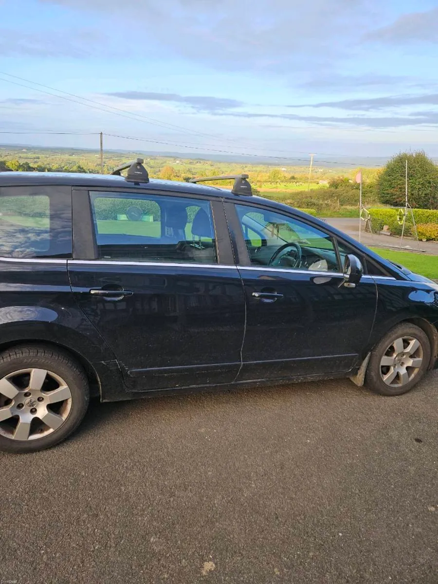 Car - Image 1