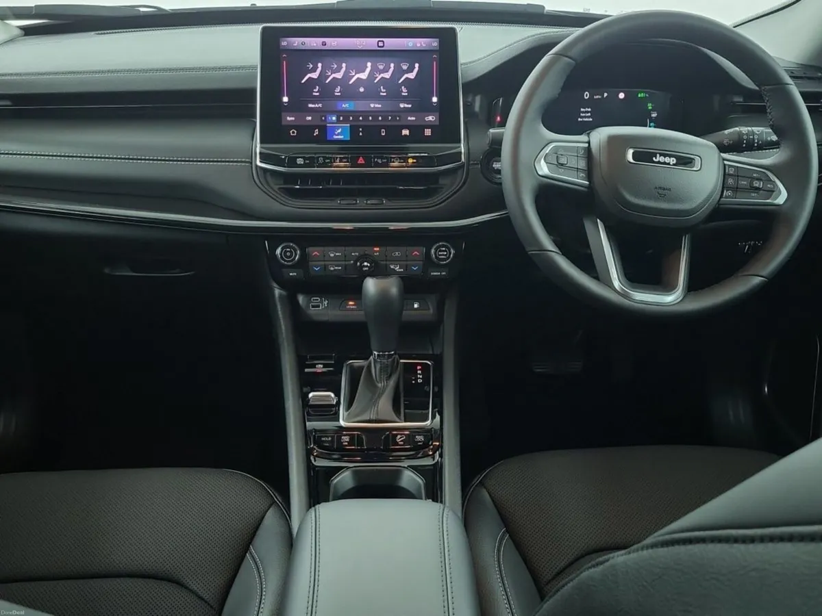 Jeep Compass TOP SPEC Summit with only delivery Km - Image 3