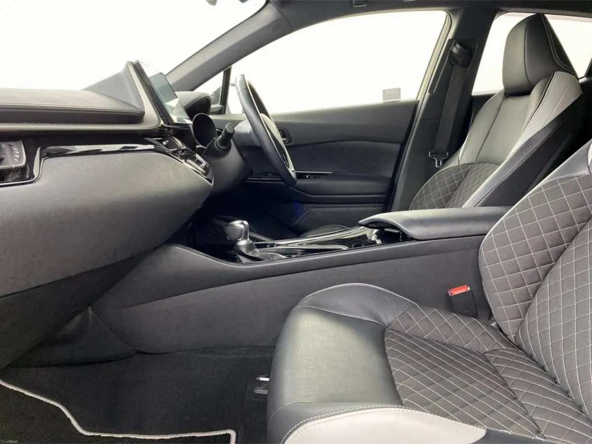 Toyota C-HR G Mode Nero - Image 4