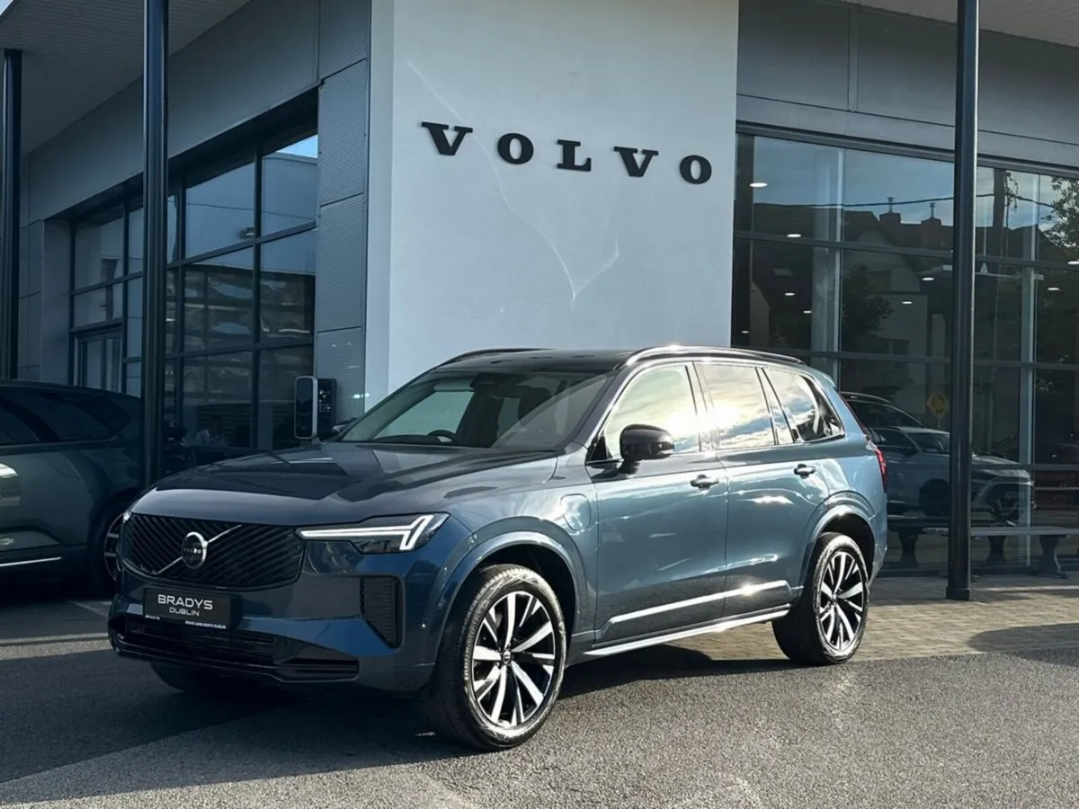 Volvo XC90 XC90 T8 Plus Dark AWD PHEV - Image 1