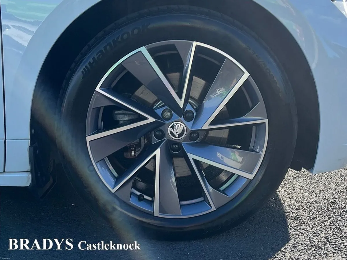 Skoda Enyaq iV 60 Sportline 5DR SUV - Image 5