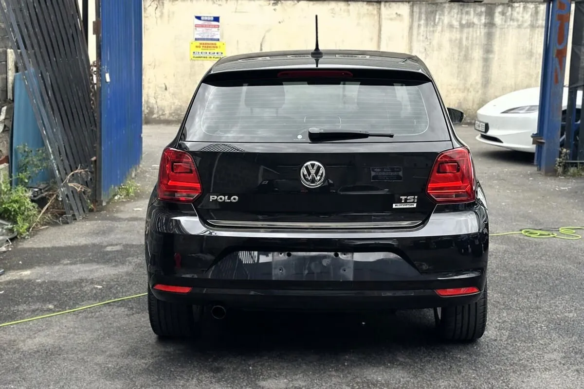 Volkswagen Polo 2016 - Image 5