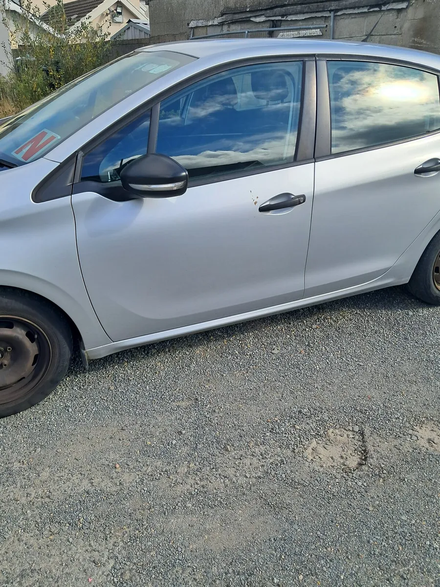 Peugeot 208 2013 - Image 5