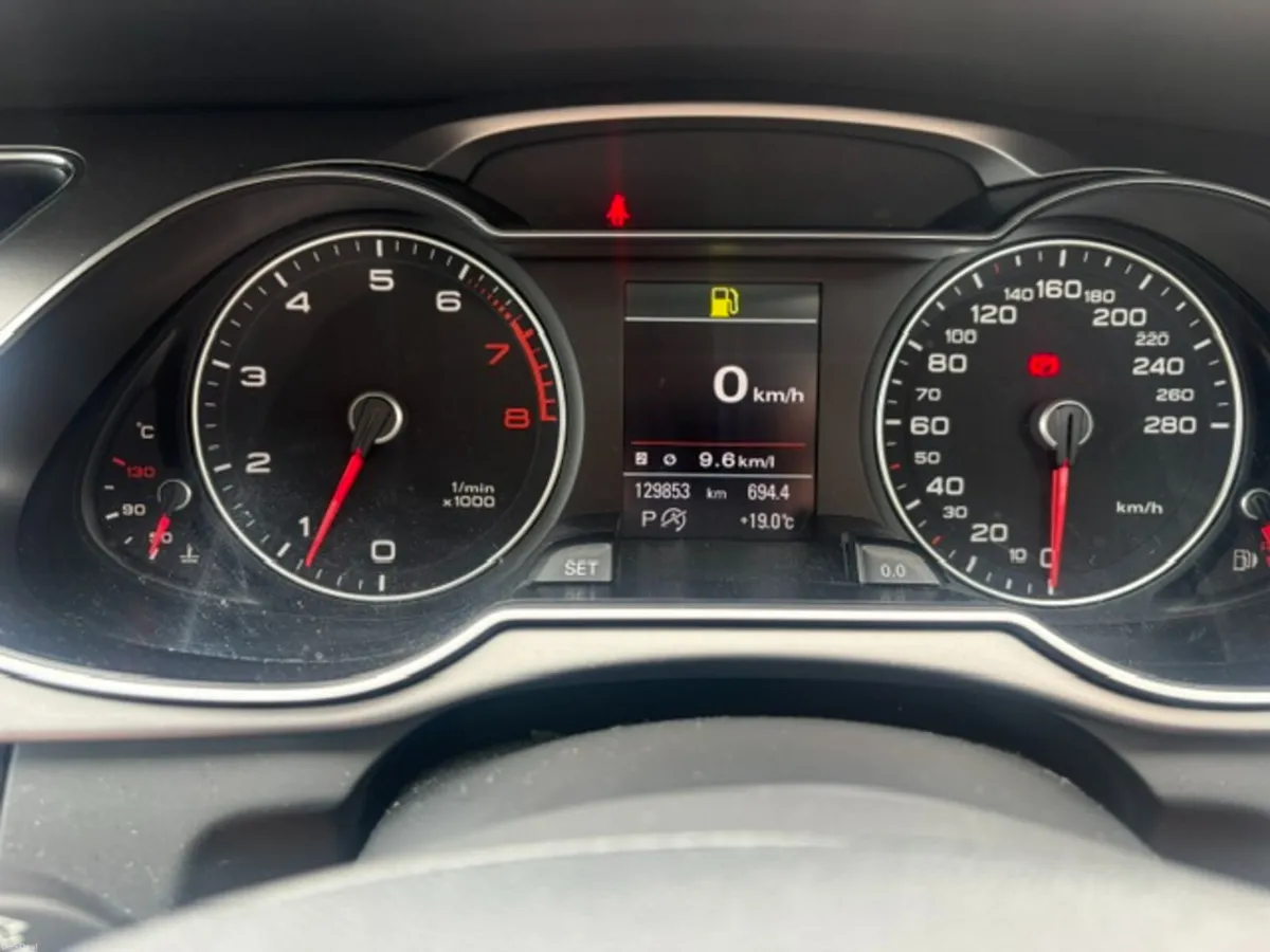 Audi A4 2014 AUTO ESTATE - Image 4