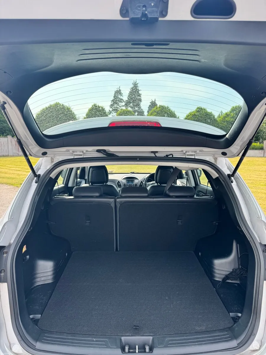 IX35 HIGH SPEC Exec/ Heated seats / Fresh NCT !! - Image 6