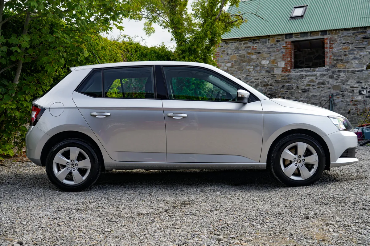2018 Skoda Fabia 1.0 TSI Petrol Automatic - Image 6