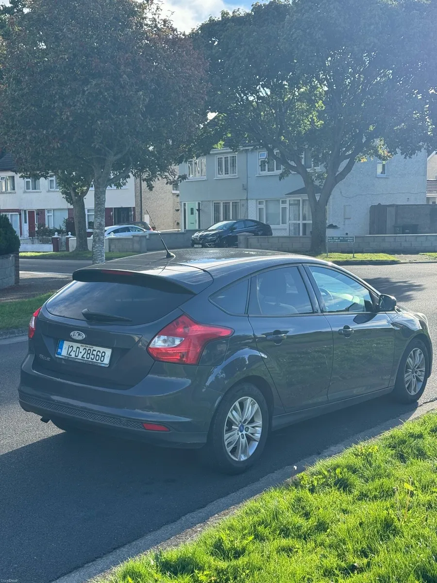 Ford Focus 2012 - Image 4