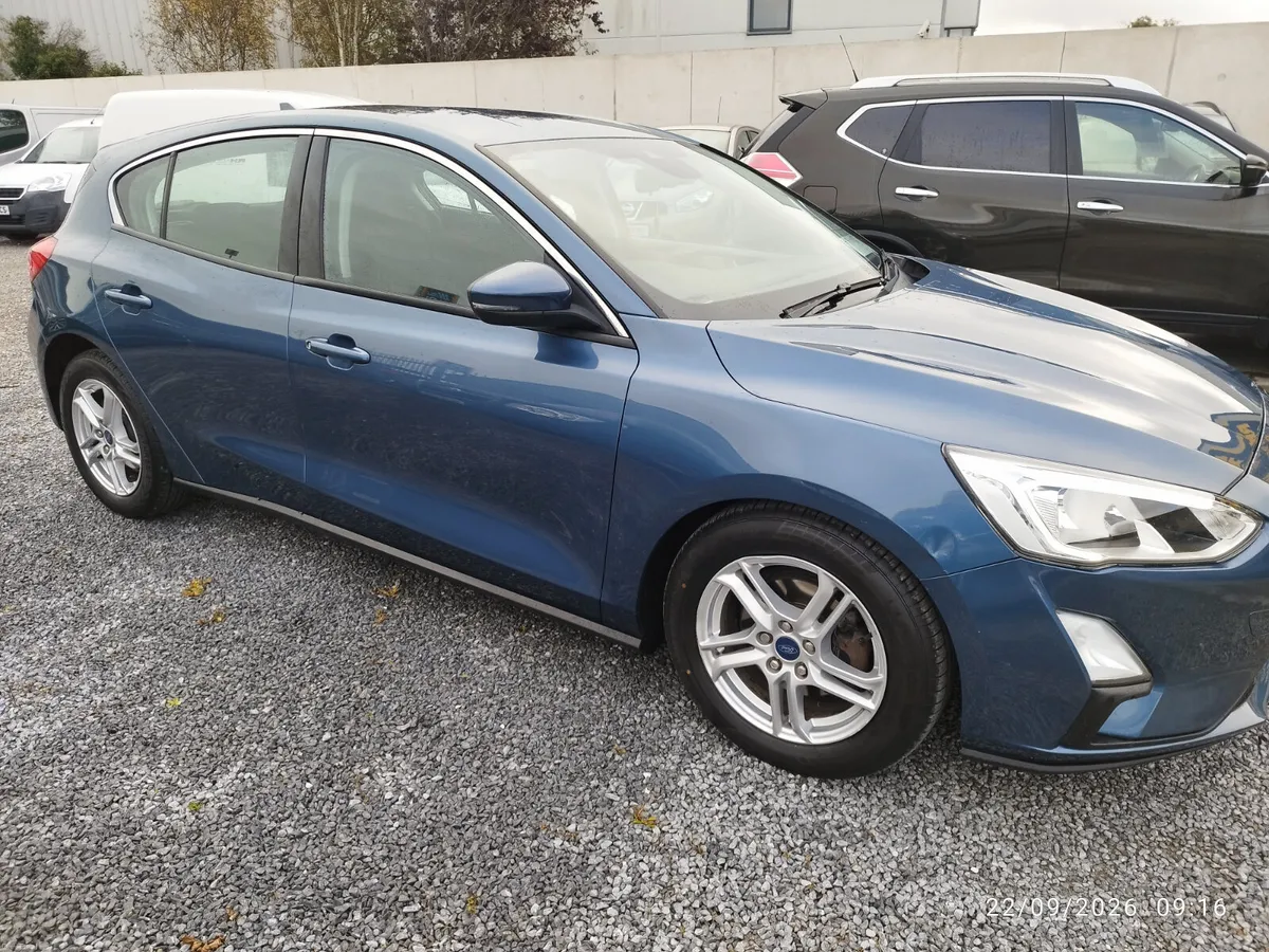 2019 Ford Focus 1.0 zetec 125 bhp - Image 3