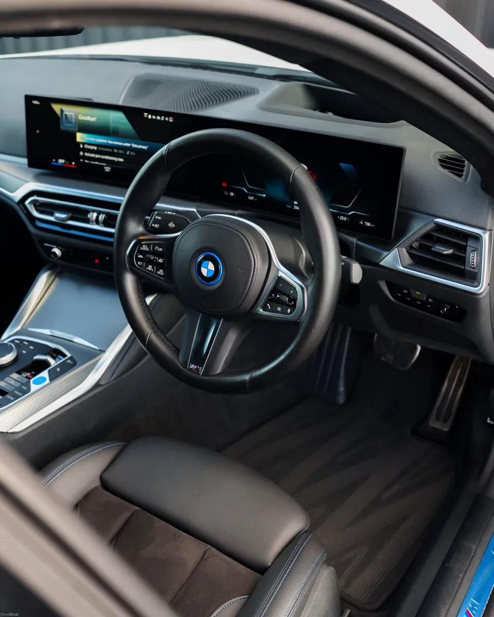 BMW i4 edrive35 M sport - Image 6