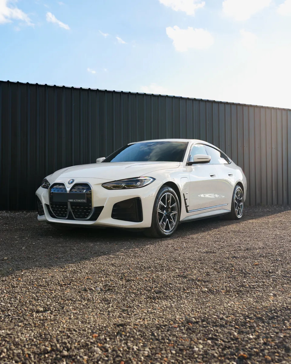 BMW i4 edrive35 M sport - Image 1