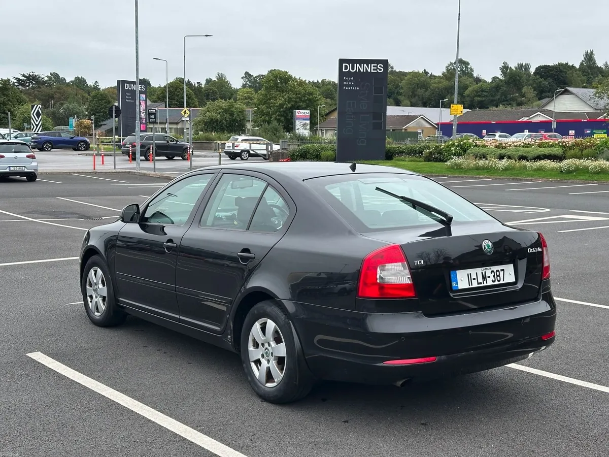 SKODA OCTAVIA – NCT JUNE 2027 - Image 5