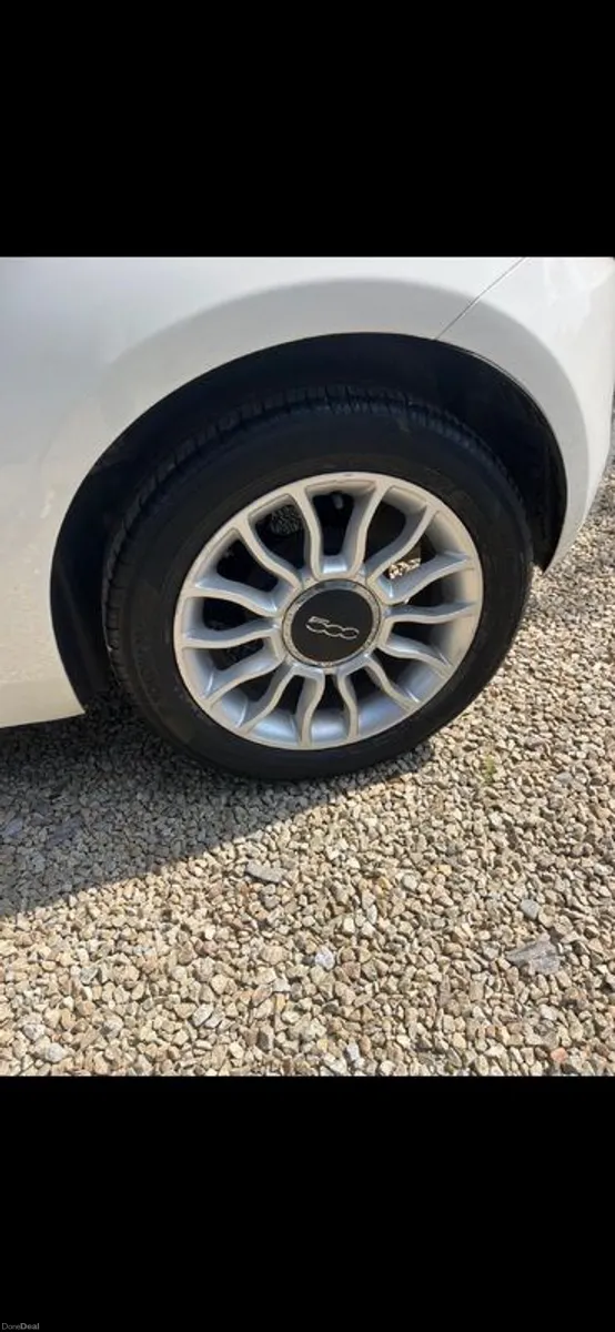 2016 Fiat 500 (face lift model,low miles) - Image 3