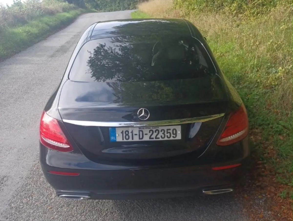 Mercedes-Benz E-Class E220cdi Avantgarde Automatic - Image 5