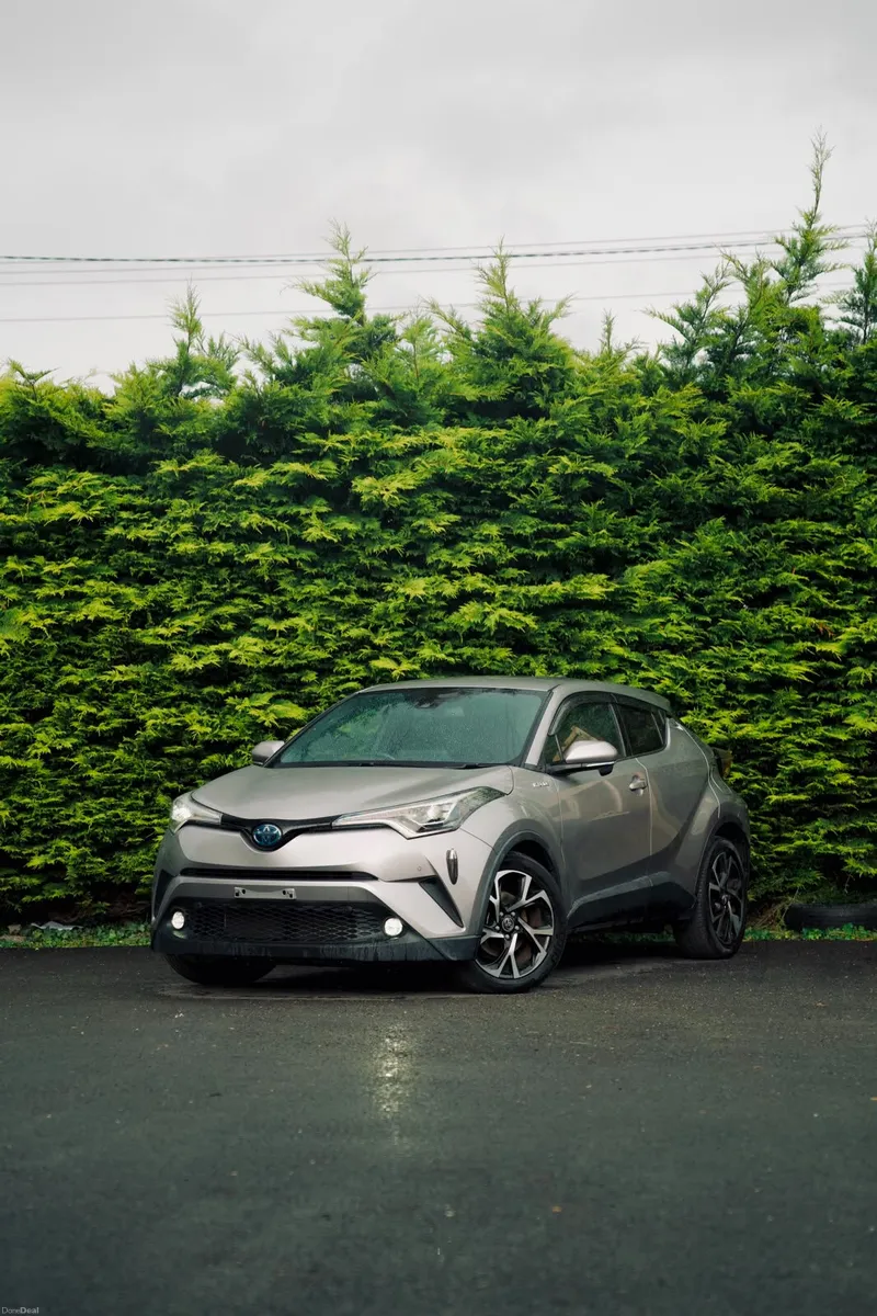 Toyota C-HR 1.8 Hybrid 2017 - Image 1