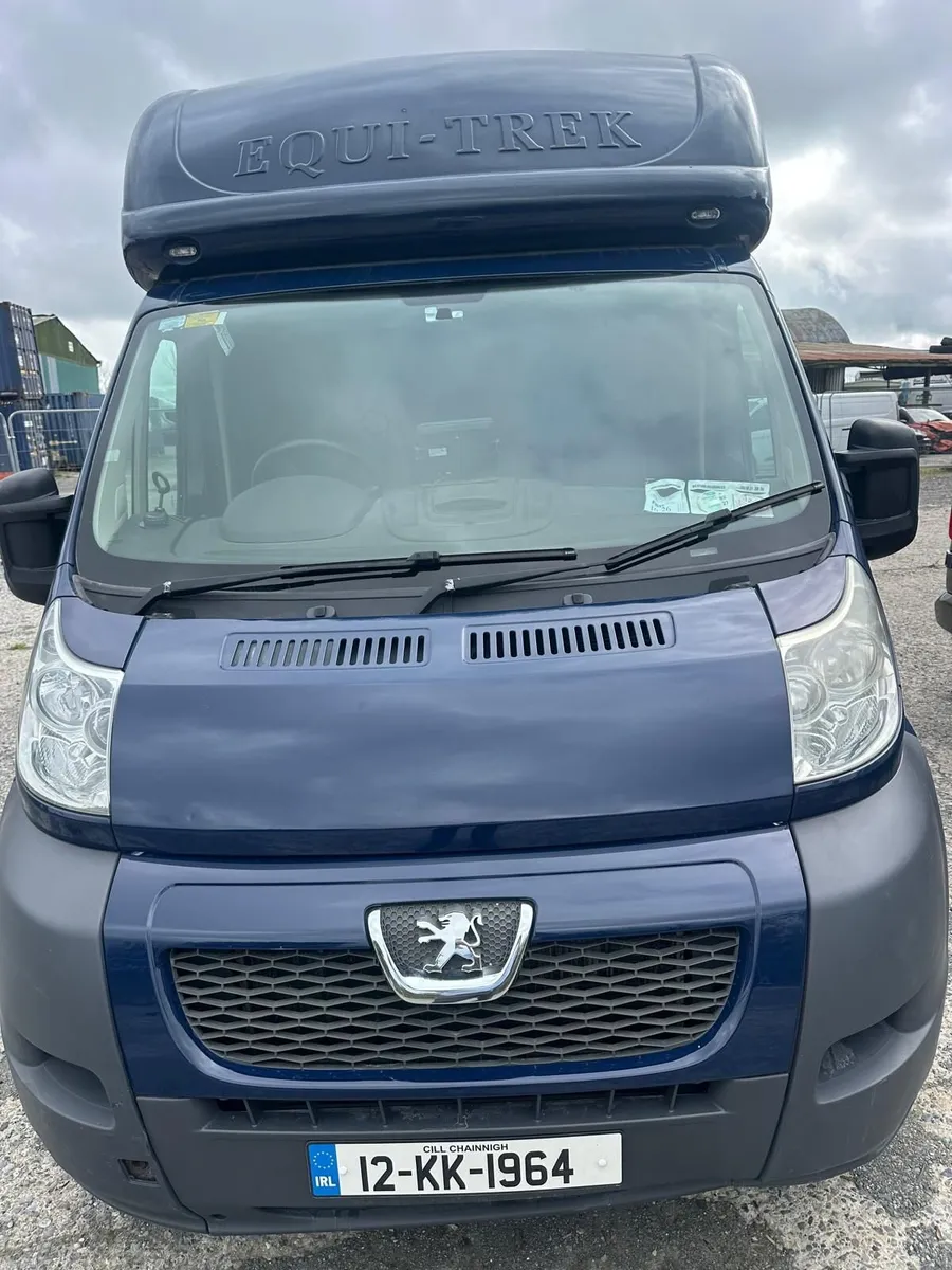 Peugeot Equi-Trek 2 Horsebox Excellent Condition - Image 2