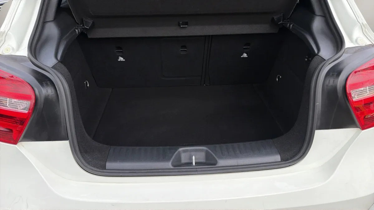 2013 Mercedes-Benz A180 1.6L AUTO 1YEAR WARRANTY - Image 5